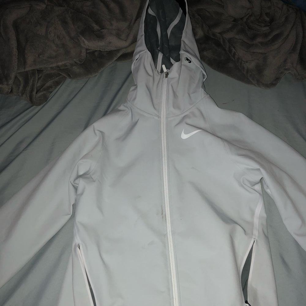 Nike therma sphere jacket
